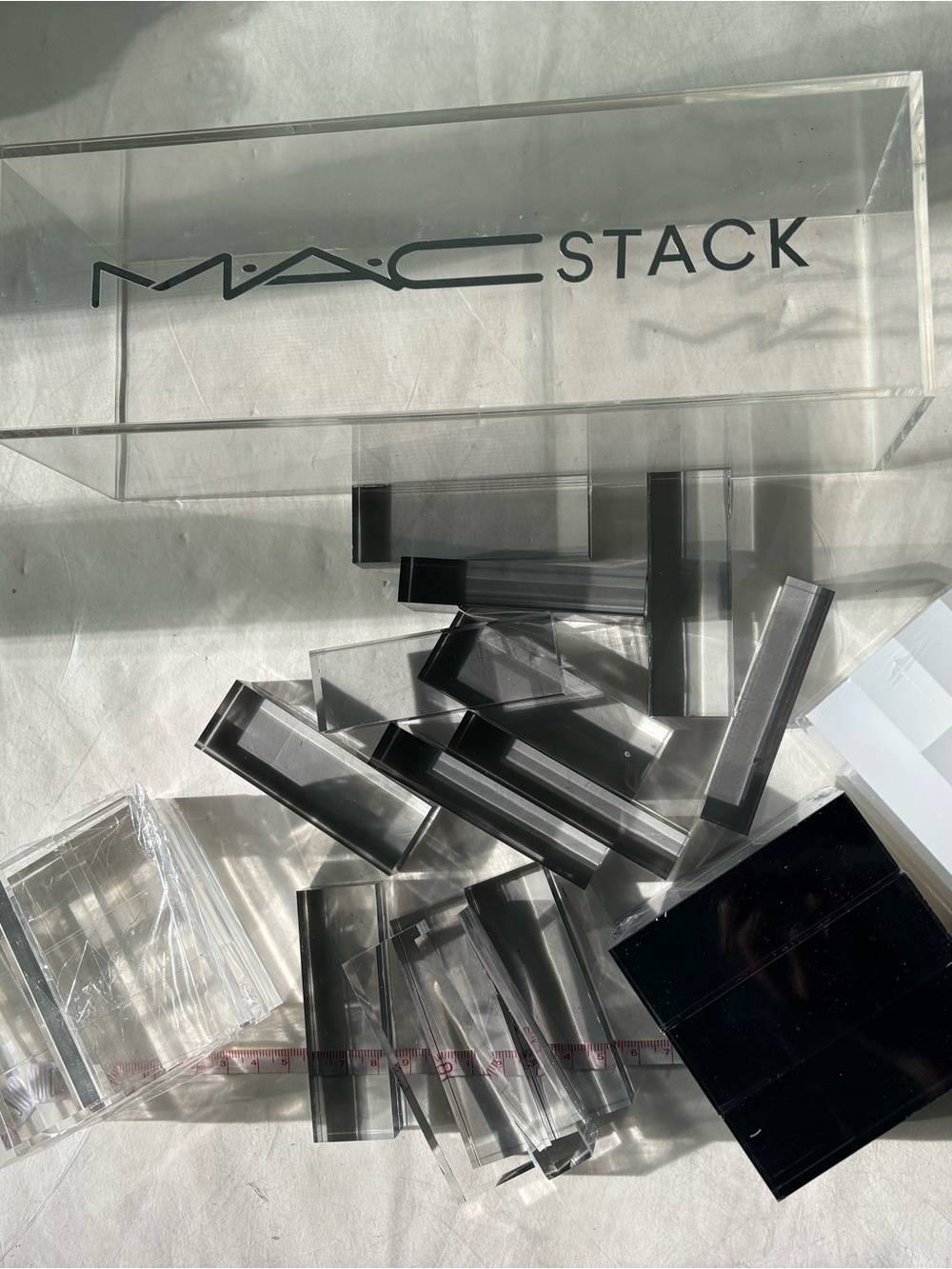 Mac Cosmetics Stack Jenga Game - Picture 4 of 6